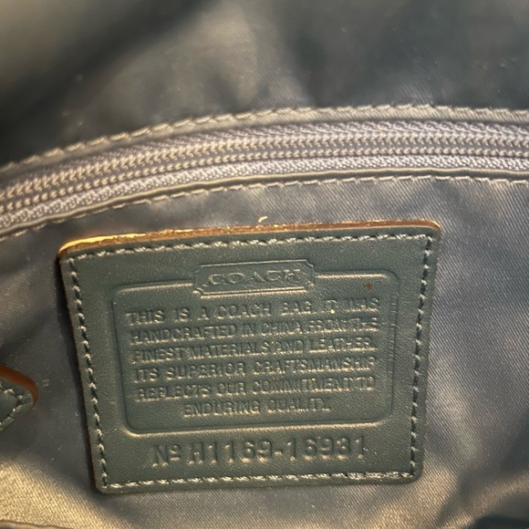 Coach Crossbody Med. Blue Leather Bag. Good condition. Message any questions - Picture 6 of 10